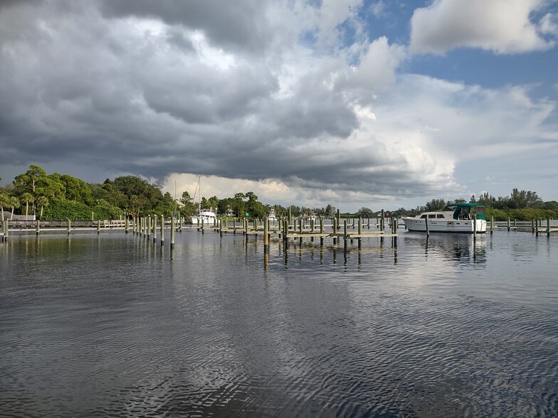 507 Anclote Rd, Tarpon Springs, FL for sale - Building Photo - Image 3 of 35