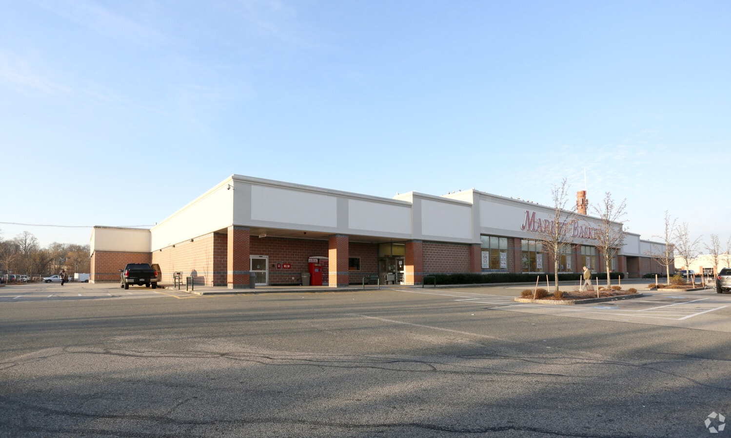 1 General Way, Reading, MA 01867 128 Marketplace