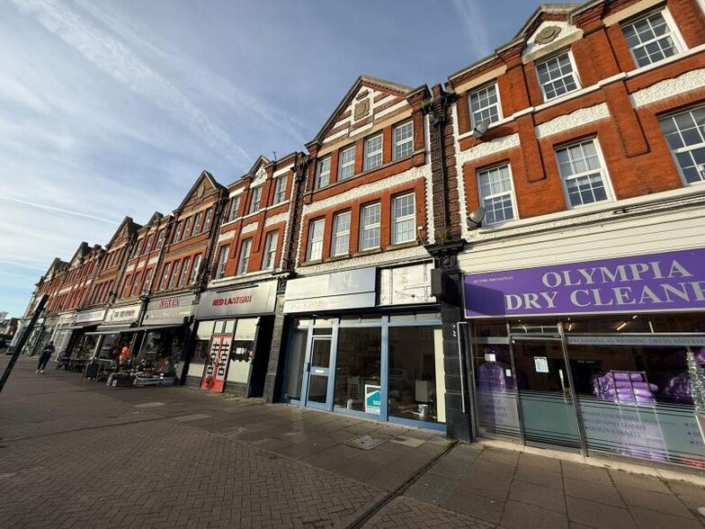 163-165 The Broadway, Southend On Sea for sale - Building Photo - Image 1 of 1