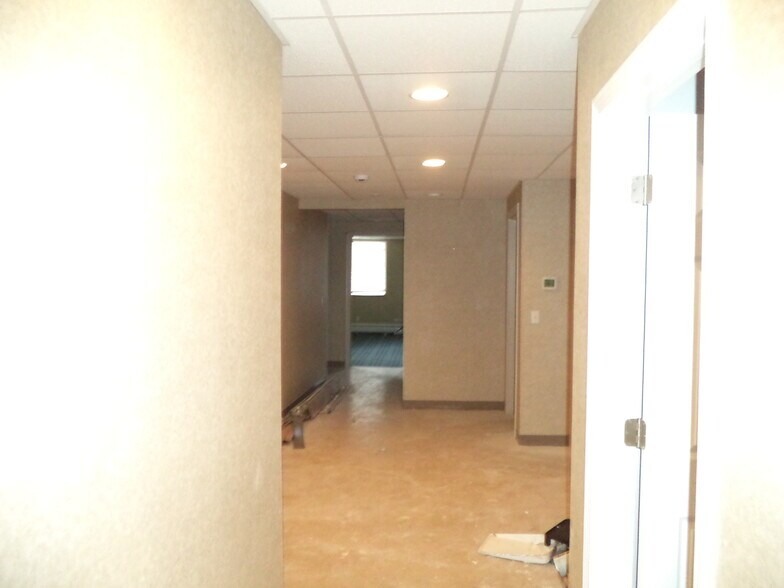 101 Webster St, Manchester, NH for lease - Building Photo - Image 2 of 15