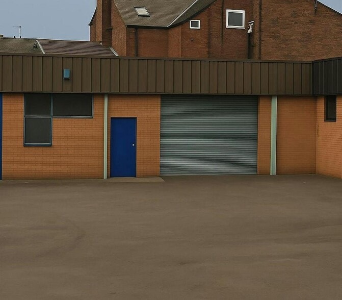 Lord Byron Sq, Salford for lease - Building Photo - Image 1 of 7