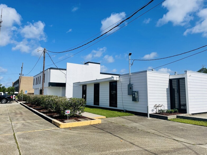 3501 Behrman Pl, New Orleans, LA for sale - Building Photo - Image 2 of 8