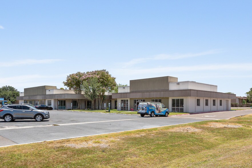 500 E Hackberry Ave, McAllen, TX 78501