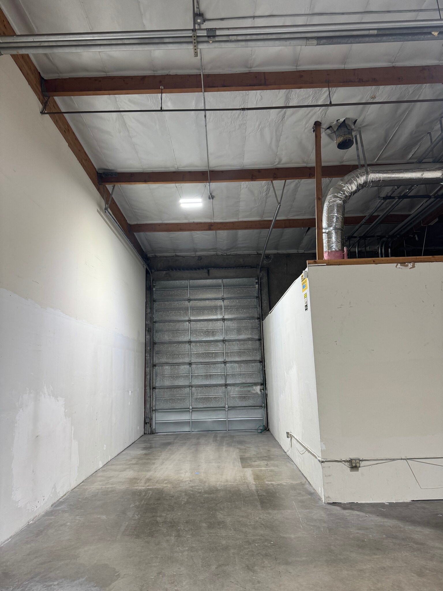 14204-14212 Doolittle Dr, San Leandro, CA for lease Interior Photo- Image 1 of 4