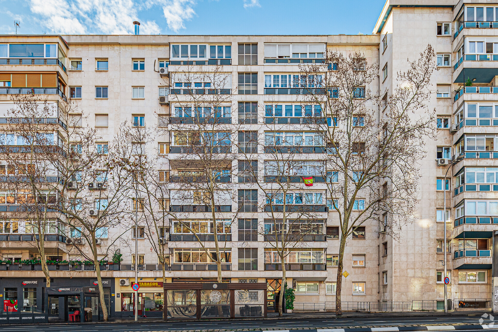 Avenida De Alberto Alcocer, 42, Madrid, Madrid for lease Primary Photo- Image 1 of 3