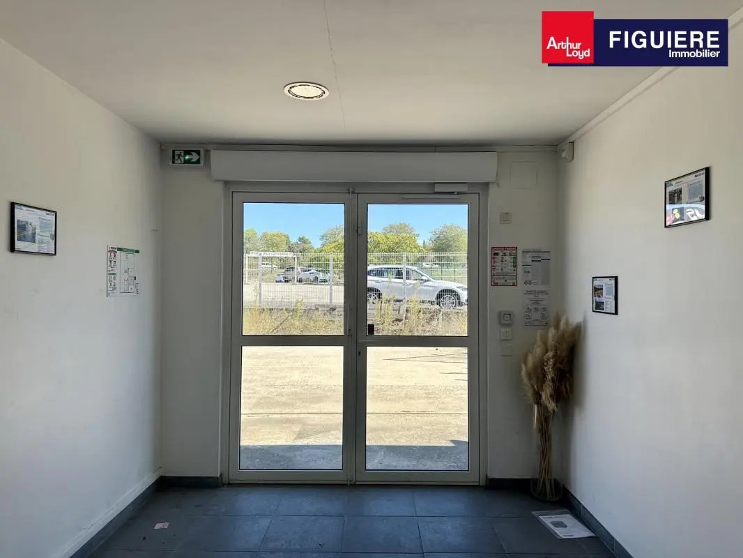 705 Avenue De L'Europe, Saint-Cannat for lease Building Photo- Image 1 of 2