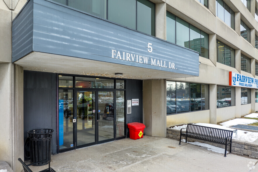 5 Fairview Mall Dr, Toronto, ON for lease - Building Photo - Image 3 of 5