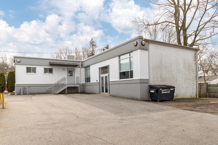 7.5 Bridge St, Danvers, MA for lease - Building Photo - Image 3 of 10