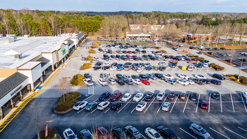 4045 Five Forks Trickum Rd SW, Lilburn, GA for lease - Building Photo - Image 3 of 7