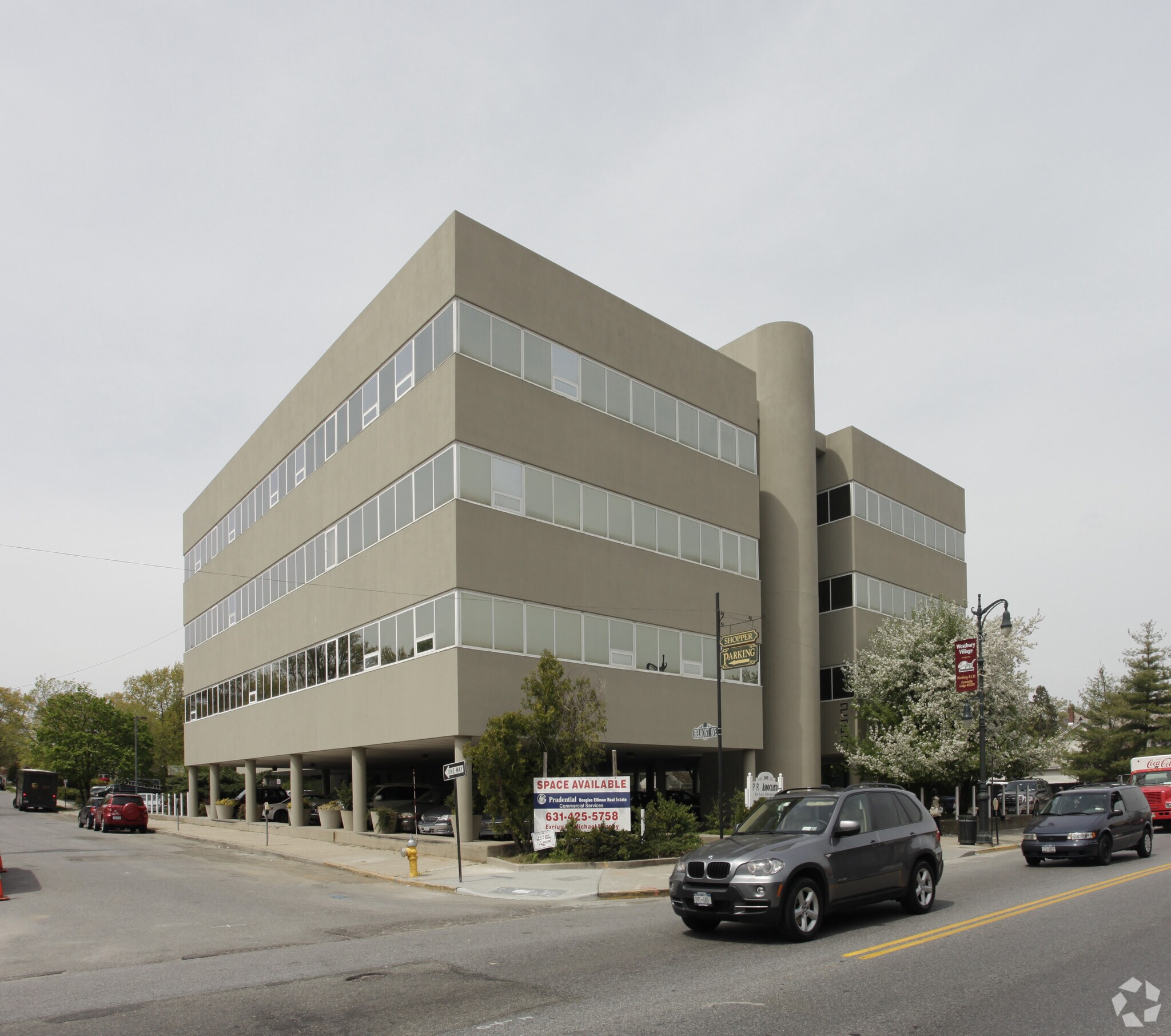400 Oak Street Garden City - 66phgz3