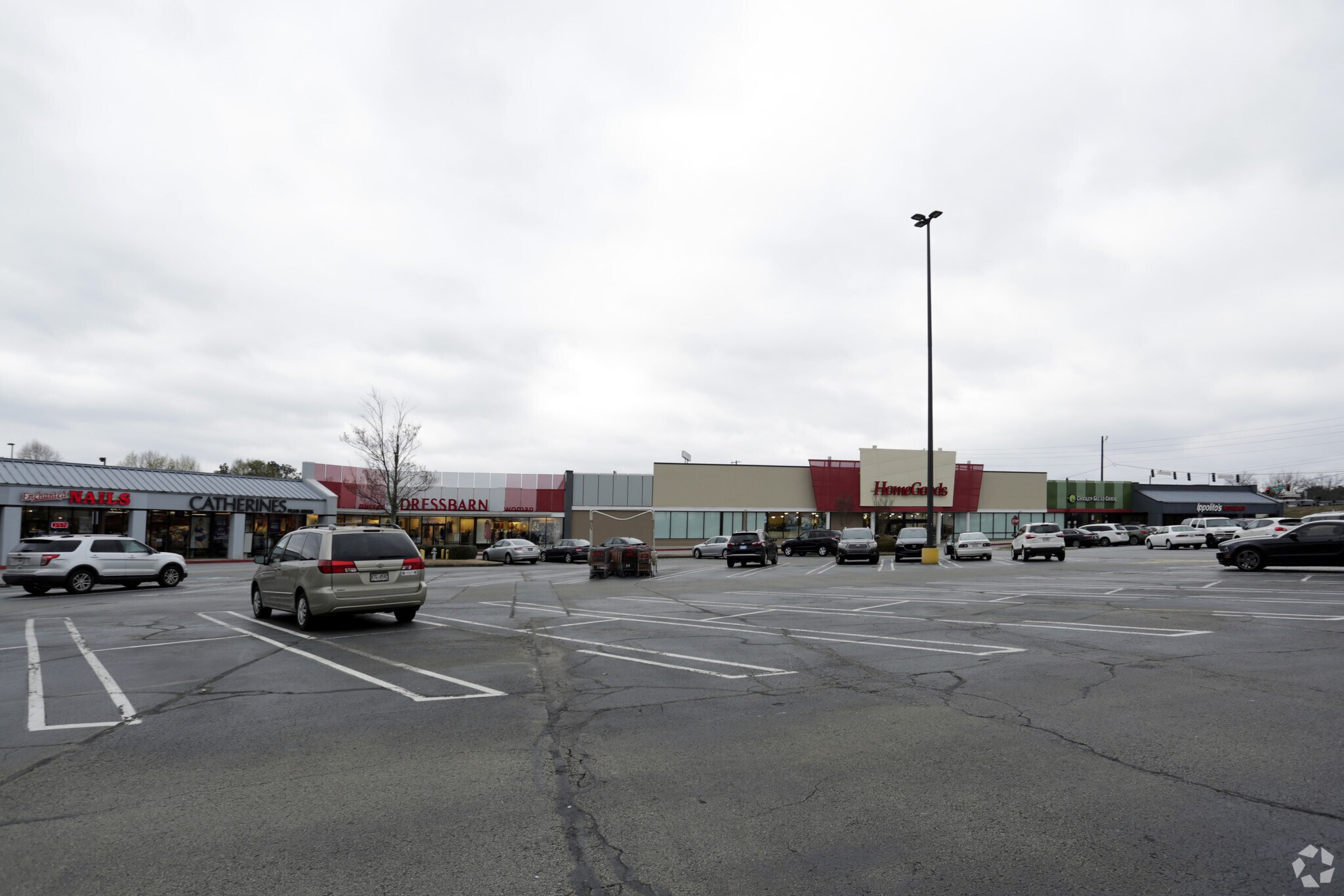 425 Barrett Pky, Kennesaw, GA 30144 Town Center Plaza