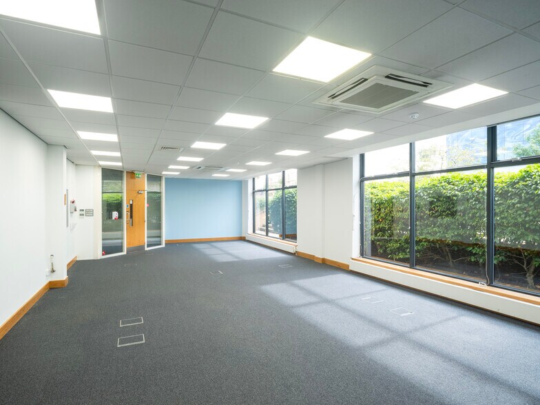 Almondvale Blvd, Livingston for lease - Building Photo - Image 2 of 6