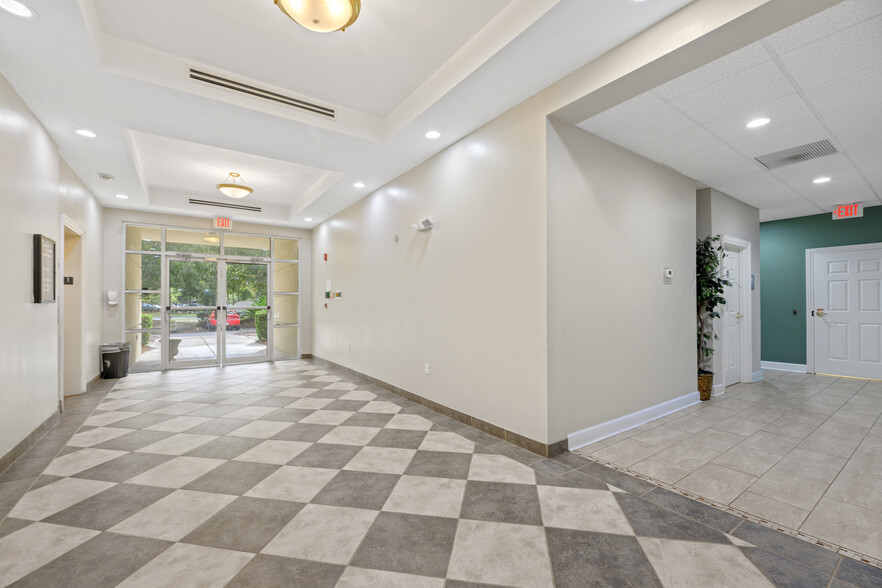 3606 Maclay Blvd S, Tallahassee, FL for lease - Building Photo - Image 3 of 26