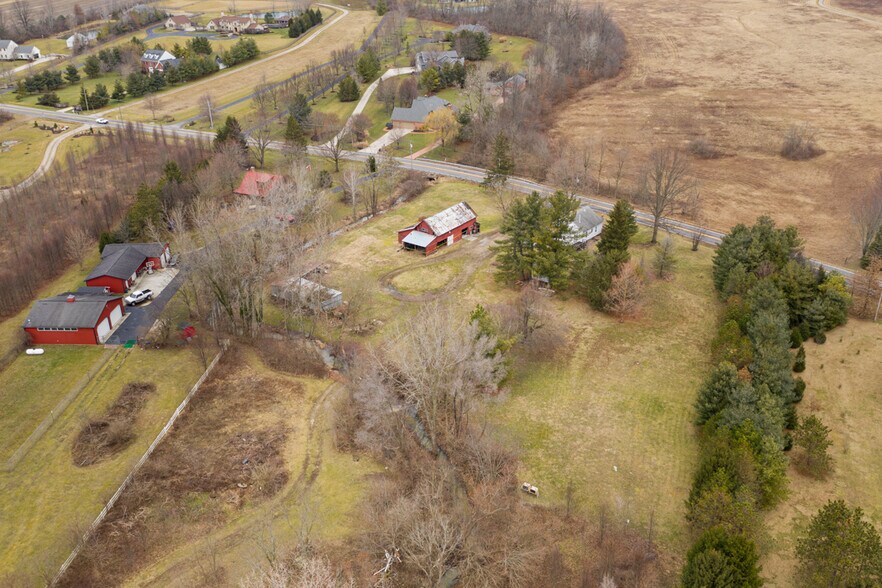 8019 Mitchell Dewitt Rd, Plain City, OH 43064