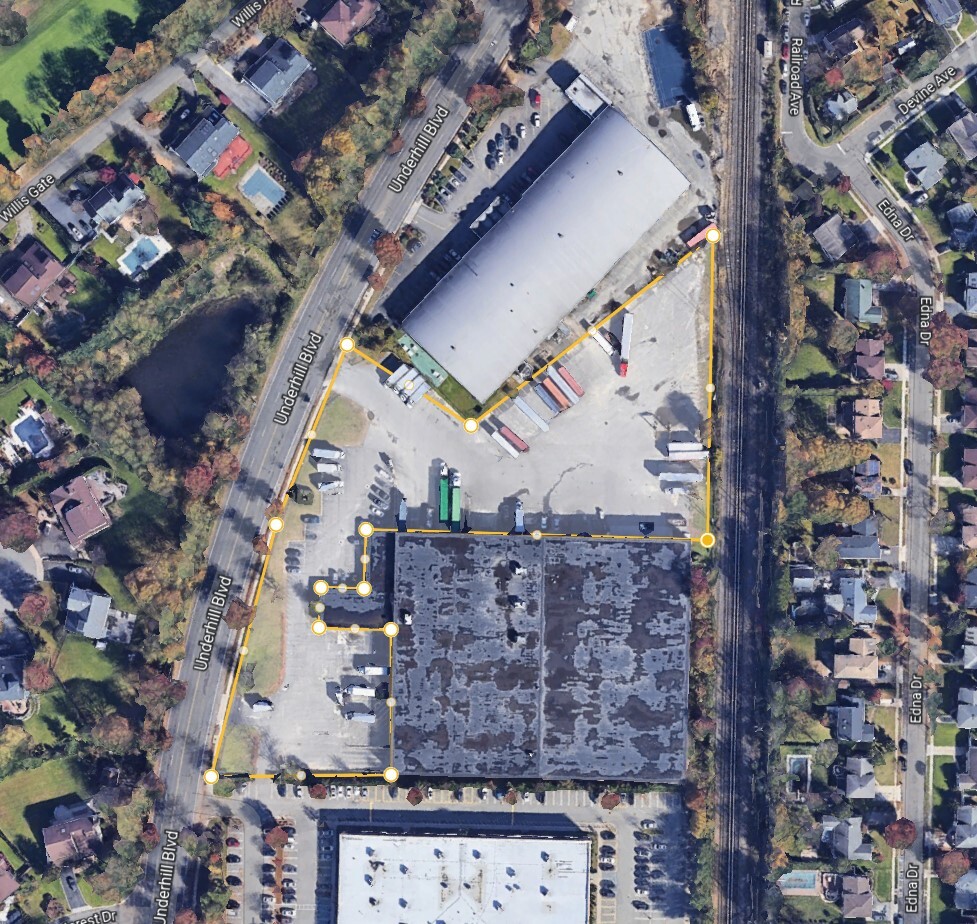 225 Underhill Blvd, Syosset, NY for lease Aerial- Image 1 of 2