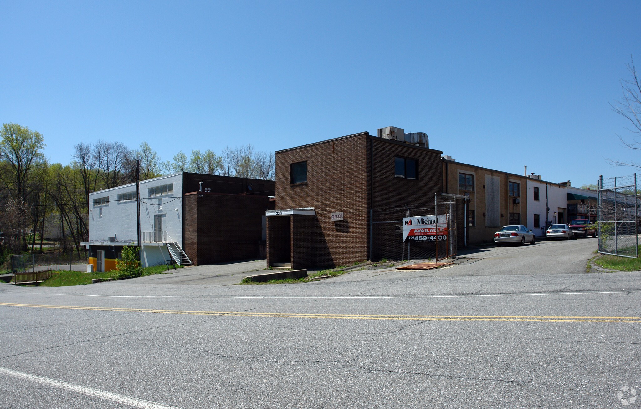 223 Westhampton Ave, Capitol Heights, MD for lease Primary Photo- Image 1 of 18