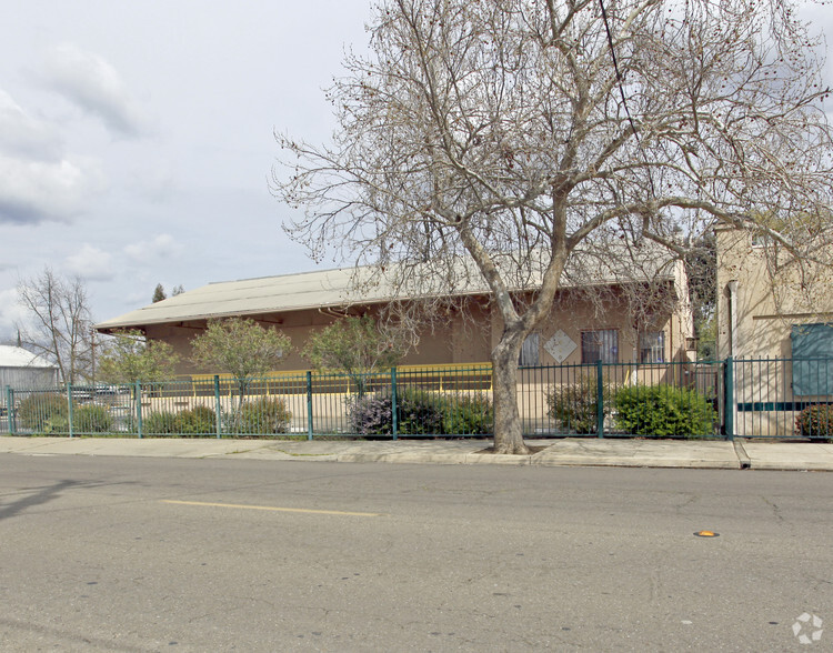 1030 N Union St, Stockton, CA for lease - Building Photo - Image 2 of 16