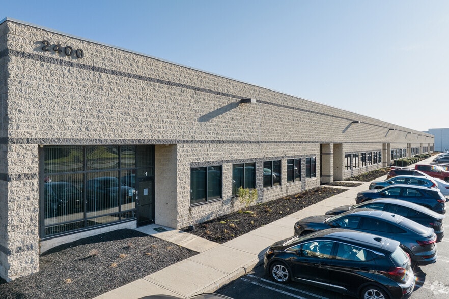 2400 Main St, Sayreville, NJ 08872