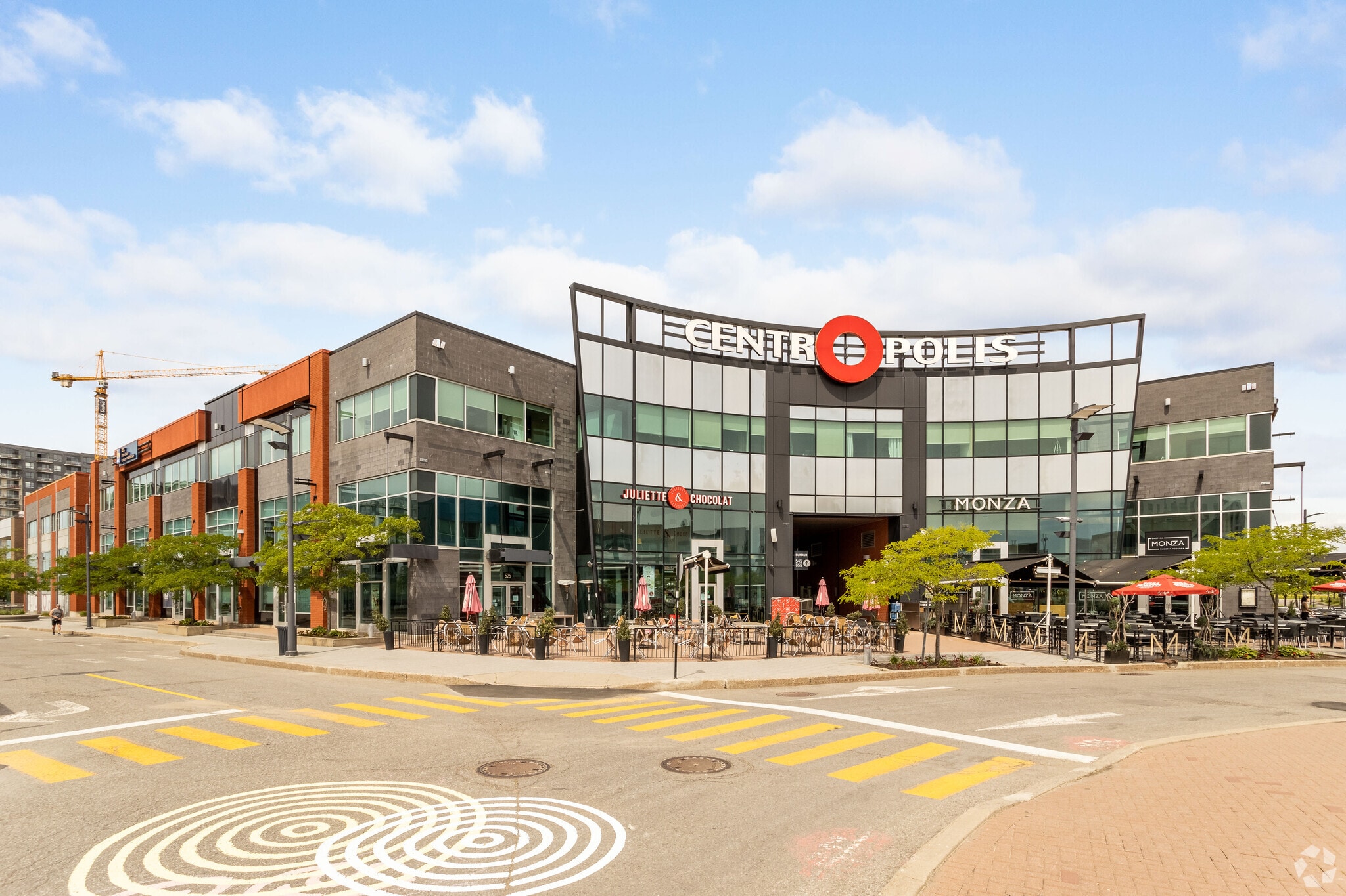 485-575 Prom Du Centropolis, Laval, QC for sale Primary Photo- Image 1 of 1