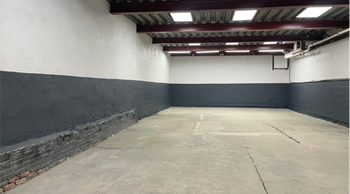 1046 47th Ave, Long Island City, NY for lease Interior Photo- Image 2 of 2