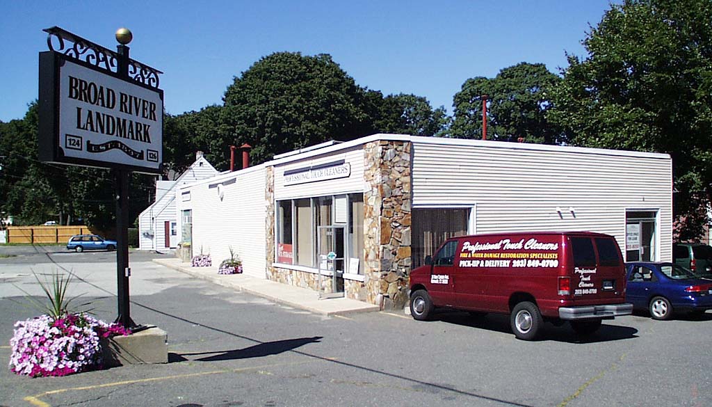 126 New Canaan Ave, Norwalk, CT for lease Building Photo- Image 1 of 3