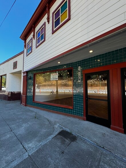 Main St Portfolio portfolio of 4 properties for sale on LoopNet.com - Building Photo - Image 1 of 21