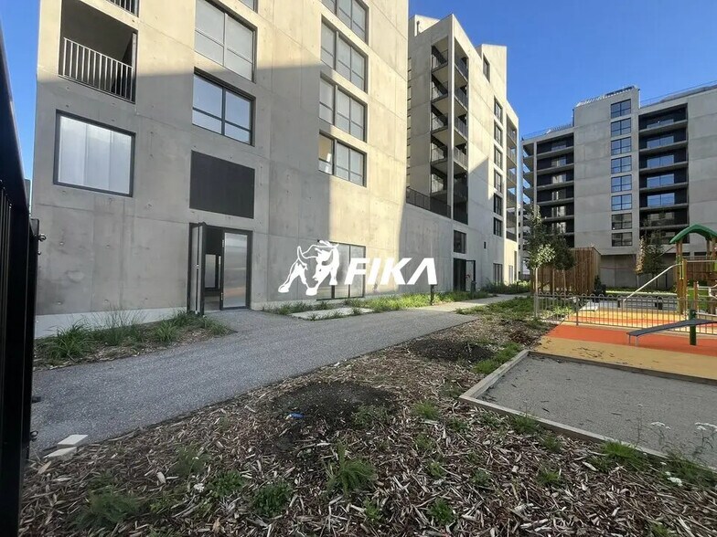 Retail in Bordeaux for sale - Building Photo - Image 3 of 12