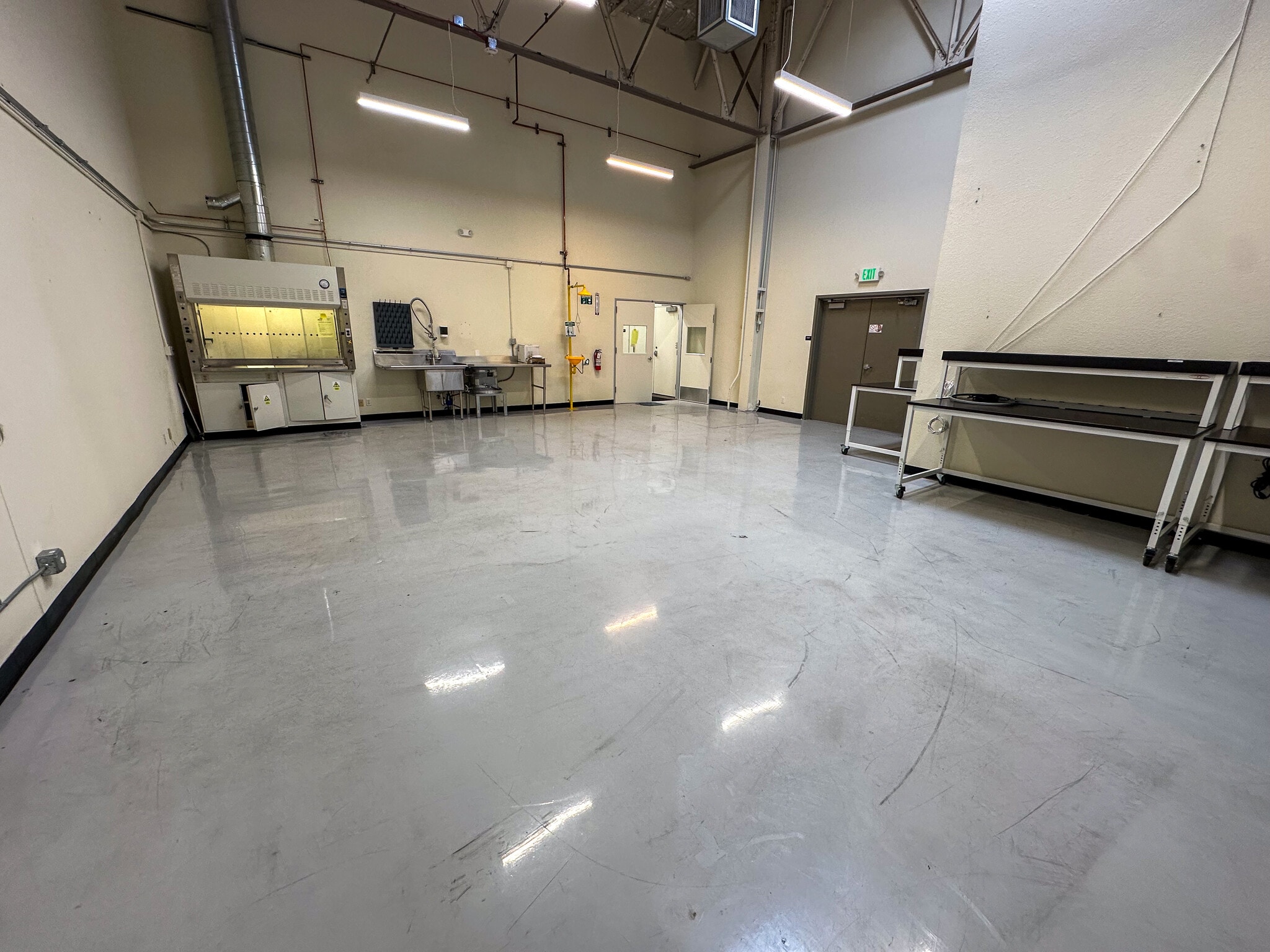 1933 Davis St, San Leandro, CA for lease Interior Photo- Image 1 of 8