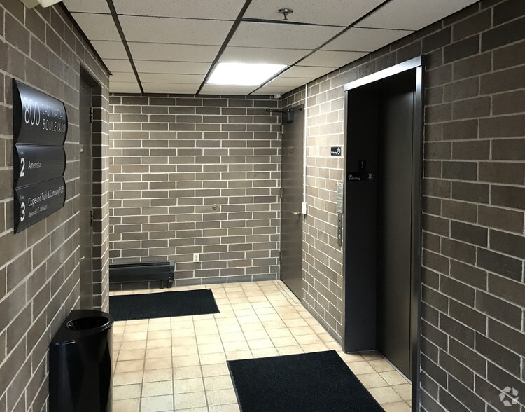 800 E Wayzata Blvd, Wayzata, MN 55391 CopelandBuhl Building