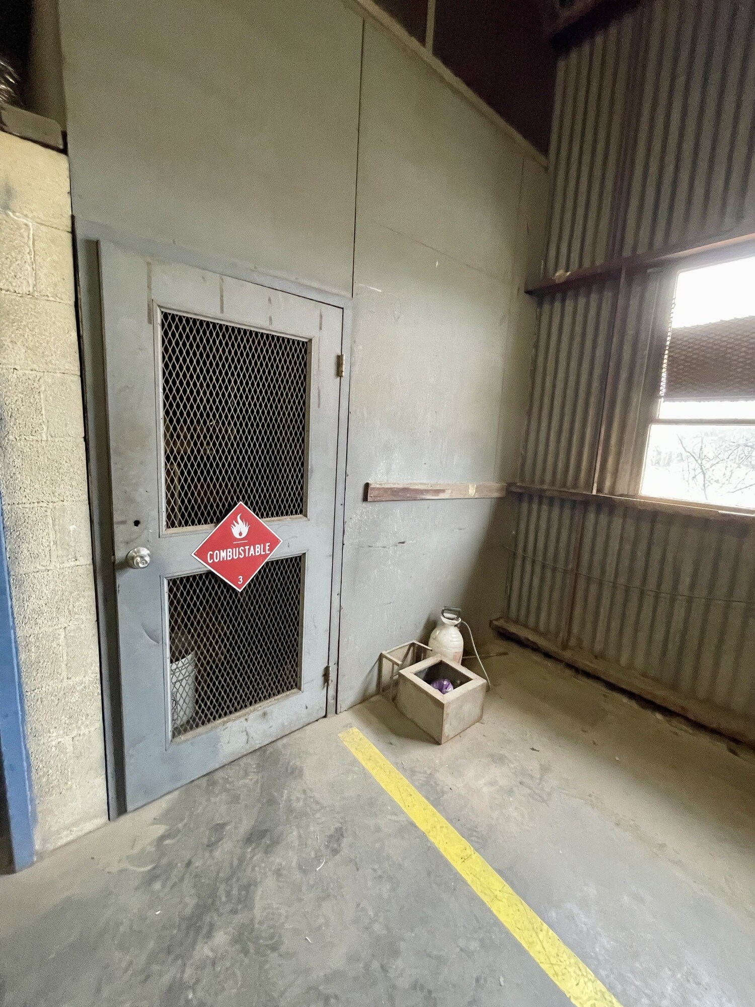 2689 Livingston Rd, Jackson, MS 39213 Industrial for Sale