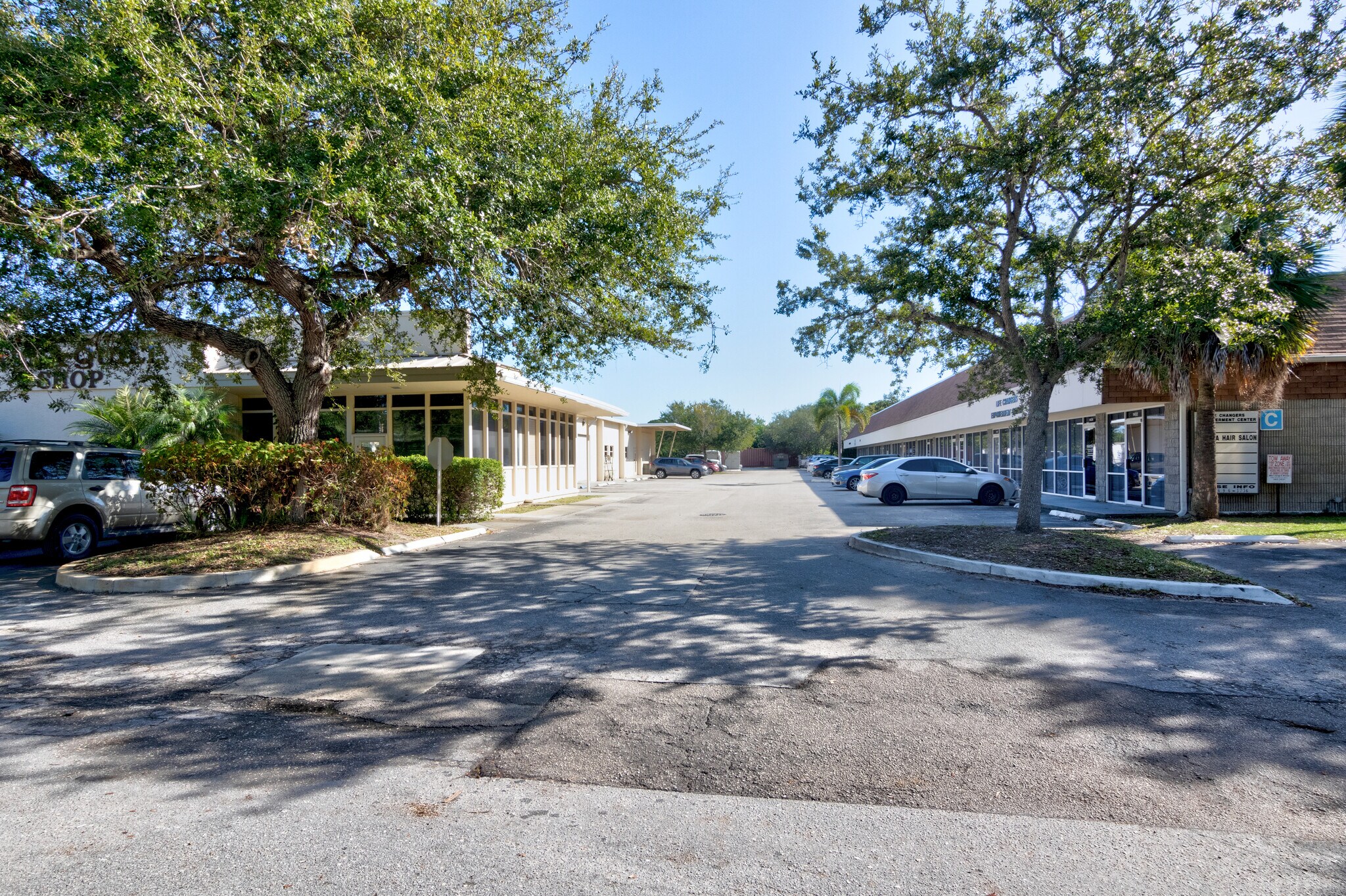14021472 Old Dixie Hwy, Vero Beach, FL 32960 Office for Lease