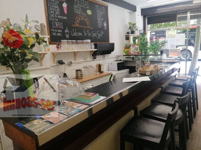 Retail in Barcelona, Barcelona for lease Interior Photo- Image 1 of 9