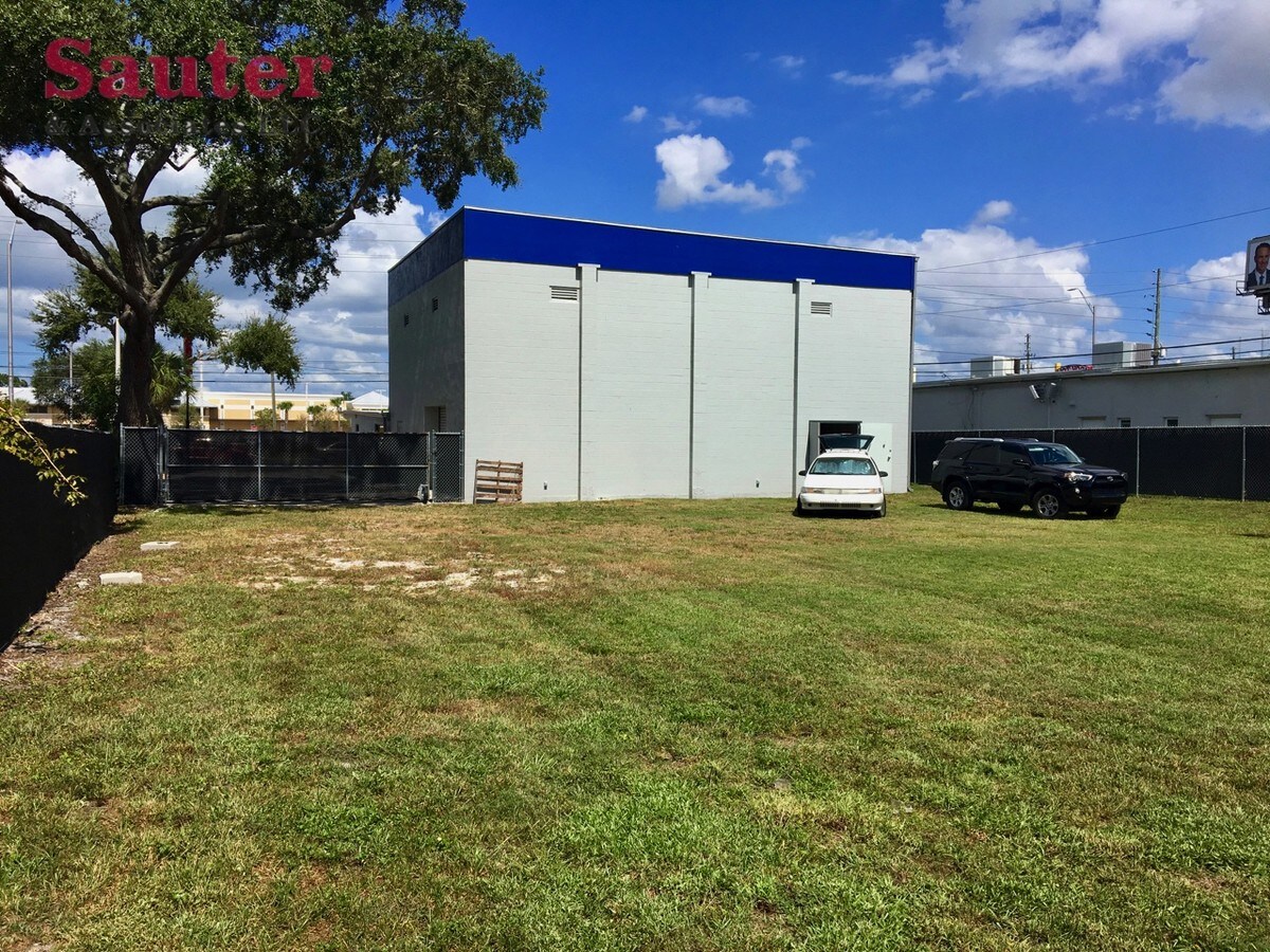 13010 Walsingham Rd, Largo, FL 33774