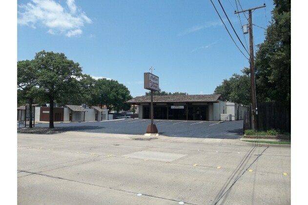 3603-3613 W Park Row Dr, Arlington, TX for sale - Primary Photo - Image 1 of 1