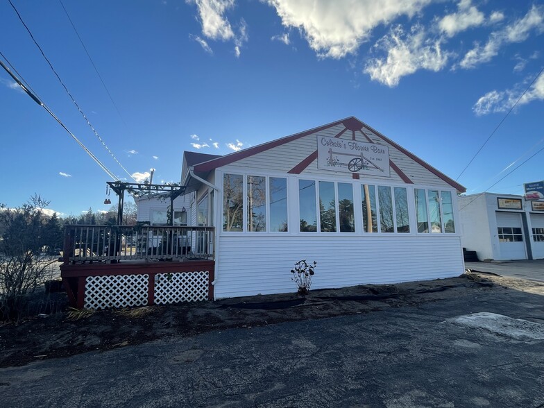 580 Mast Rd, Goffstown, NH for lease - Building Photo - Image 1 of 5