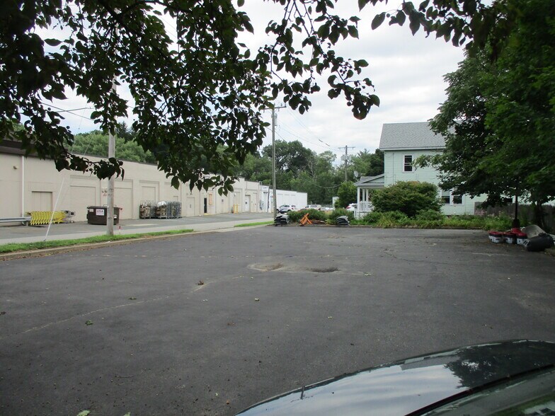 359-361 Federal St, Greenfield, MA for sale - Primary Photo - Image 1 of 2