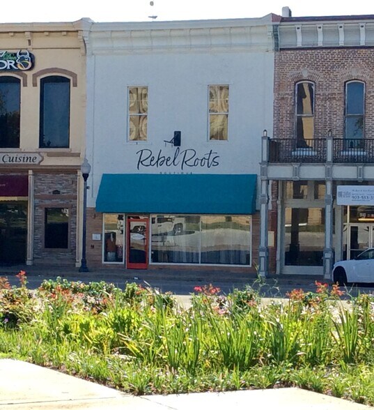 406 N Center St, Bonham, TX for sale - Building Photo - Image 1 of 1