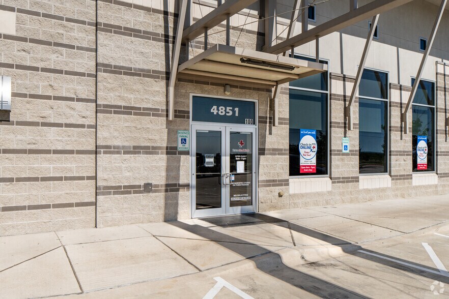 4851 N Interstate 35, Round Rock, TX for lease - Building Photo - Image 3 of 4