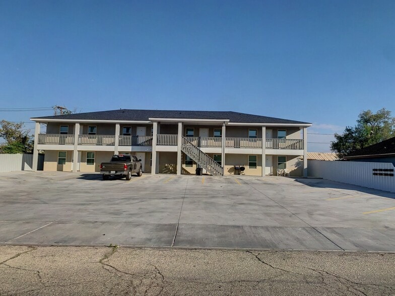405 W 4th St, Monahans, TX for sale - Primary Photo - Image 1 of 18