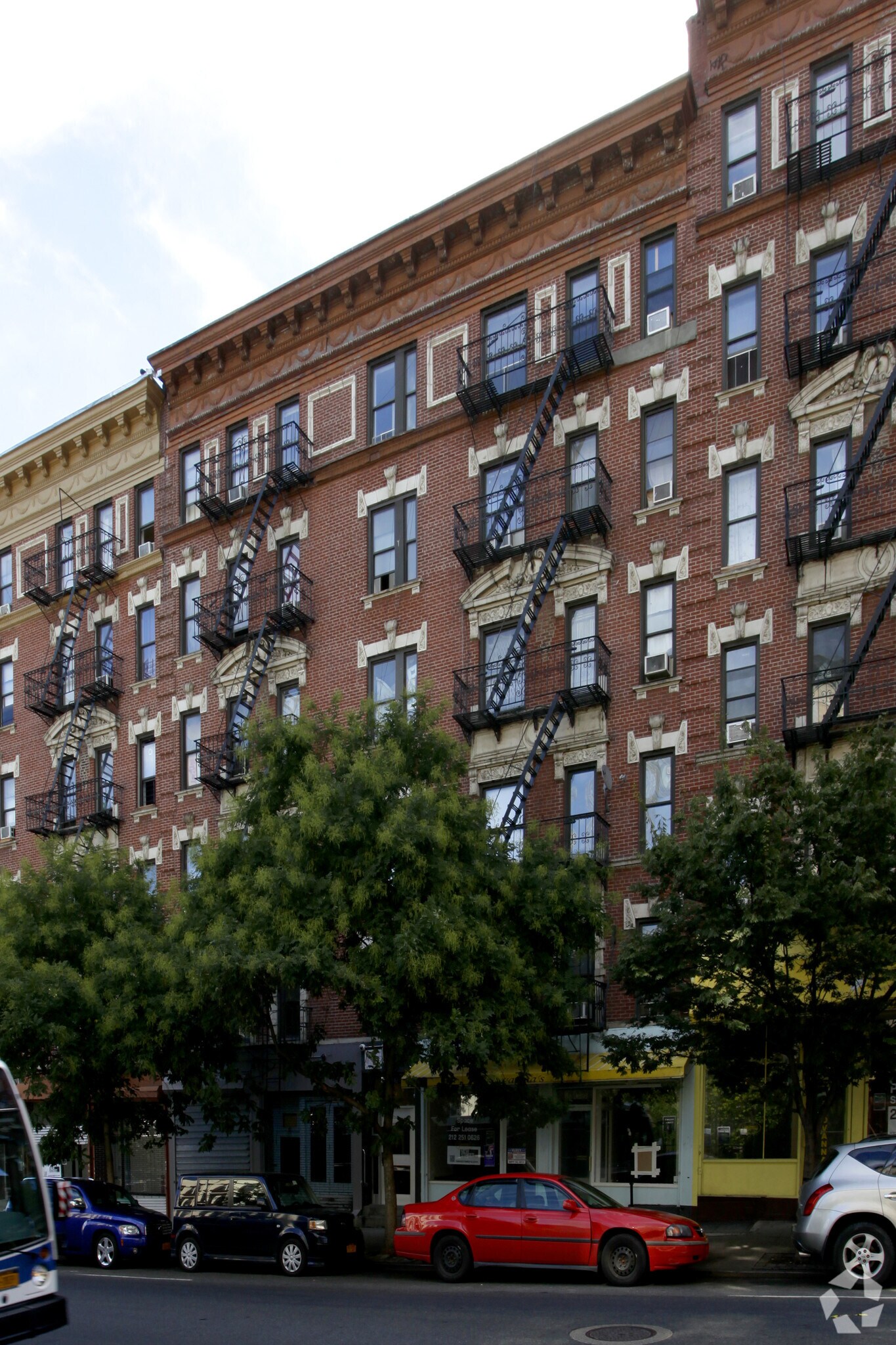 1569 Lexington Ave, New York, NY for sale Primary Photo- Image 1 of 1