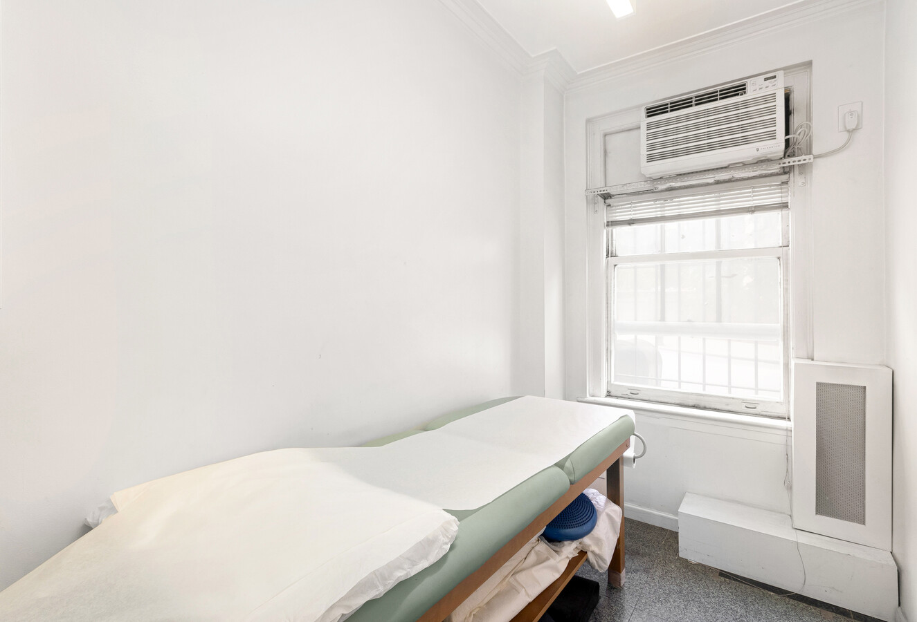 136 E 36th St, New York, NY 10016 - Unit 1A -  - Interior Photo - Image 1 of 9