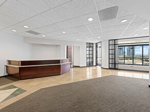 501 W Broadway, San Diego, CA for lease Interior Photo- Image 2 of 12