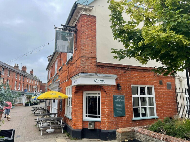 10 Thoroughfare, Halesworth for sale - Building Photo - Image 1 of 8