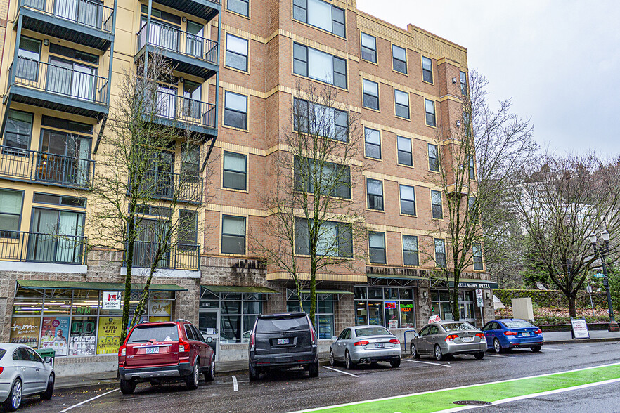 1701 SW Columbia St, Portland, OR for lease - Building Photo - Image 1 of 60