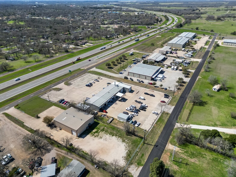 2220 N Earl Rudder Fwy, Bryan, TX for sale - Building Photo - Image 1 of 11