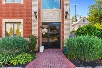 613 Amboy Ave, Perth Amboy, NJ for lease Building Photo- Image 1 of 17