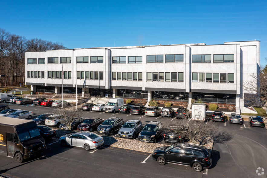 890 Mountain Ave, Berkeley Heights, NJ for lease - Building Photo - Image 3 of 6