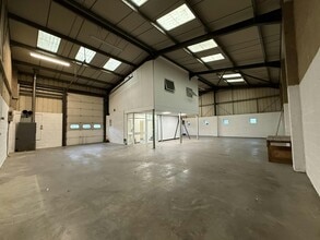 Chandlers Way, Park Gate for lease Interior Photo- Image 2 of 6