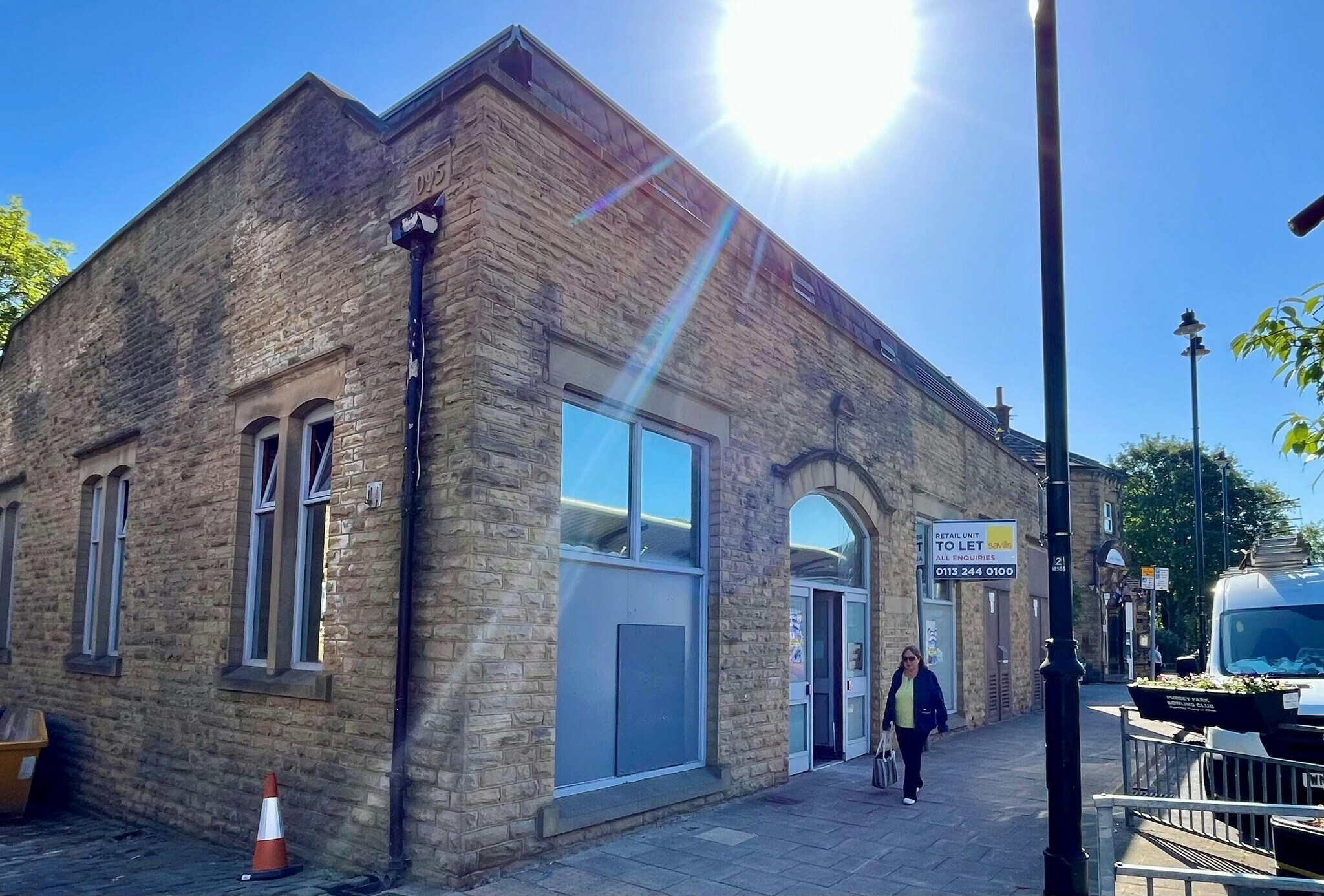 1 Market Pl, Pudsey for lease Building Photo- Image 1 of 2