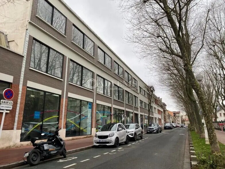 Office in Montrouge for sale - Building Photo - Image 1 of 12